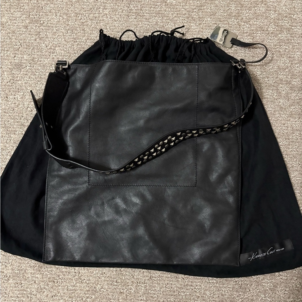 Kenneth Cole Elegant Black Shoulder Bag